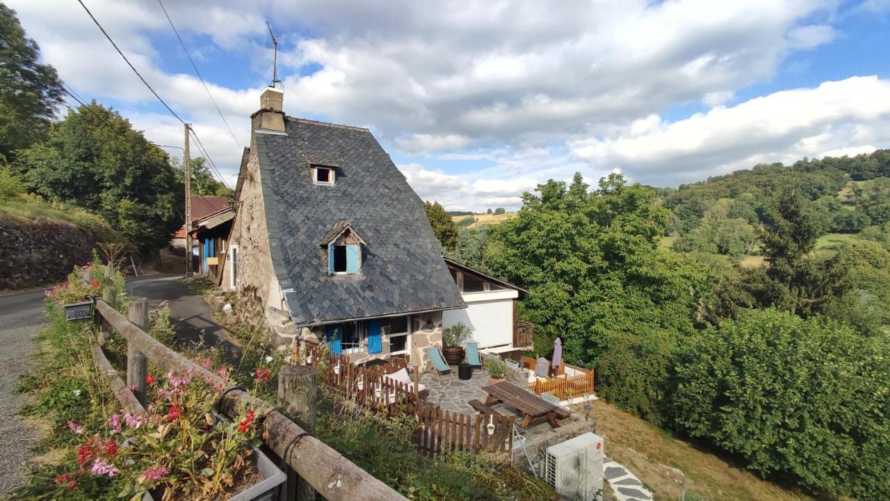 Appartamento Le Grenier Du Buronnier Saint-Simon  Esterno foto